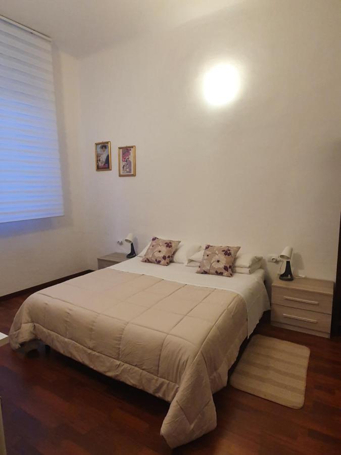 Arena Suite All Comforts - With Free Parking Garage Per Qualified Rate - Con Parcheggio Incluso Per Le Tariffe Qualificanti - Metro Verde Greenline Moscova Milão Exterior foto